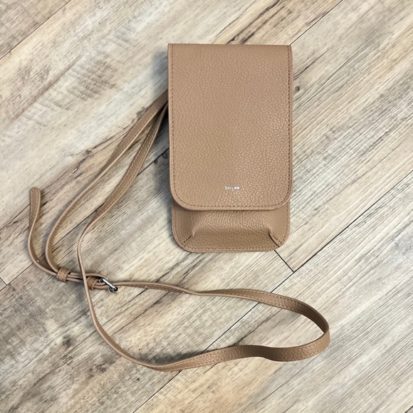 COLAB Crossbody - NEW WITHOUT TAGS - Picture 2 of 4